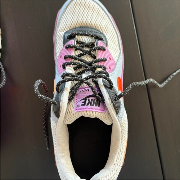 Nike Air Max 90 - Picture 3 of 4